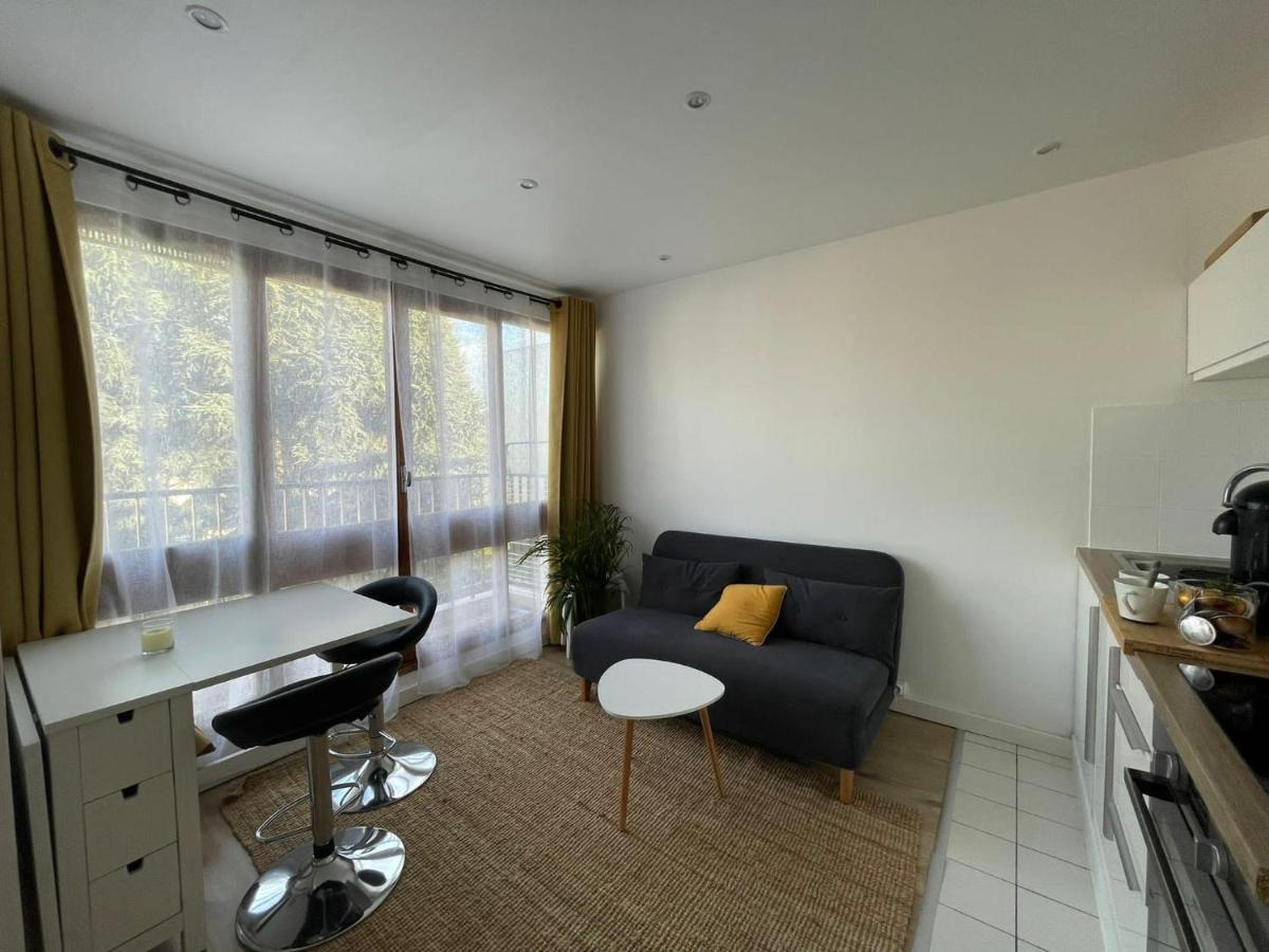 Apartment Grand Proche Versailles Chateau *